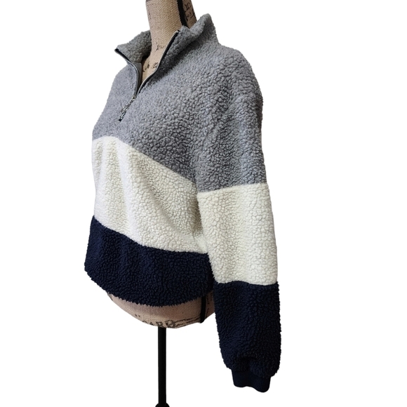 3/$25 Ambiance Sherpa Colorblock Quarter Zip Mock Turtleneck Pullover - Medium - Picture 2 of 7